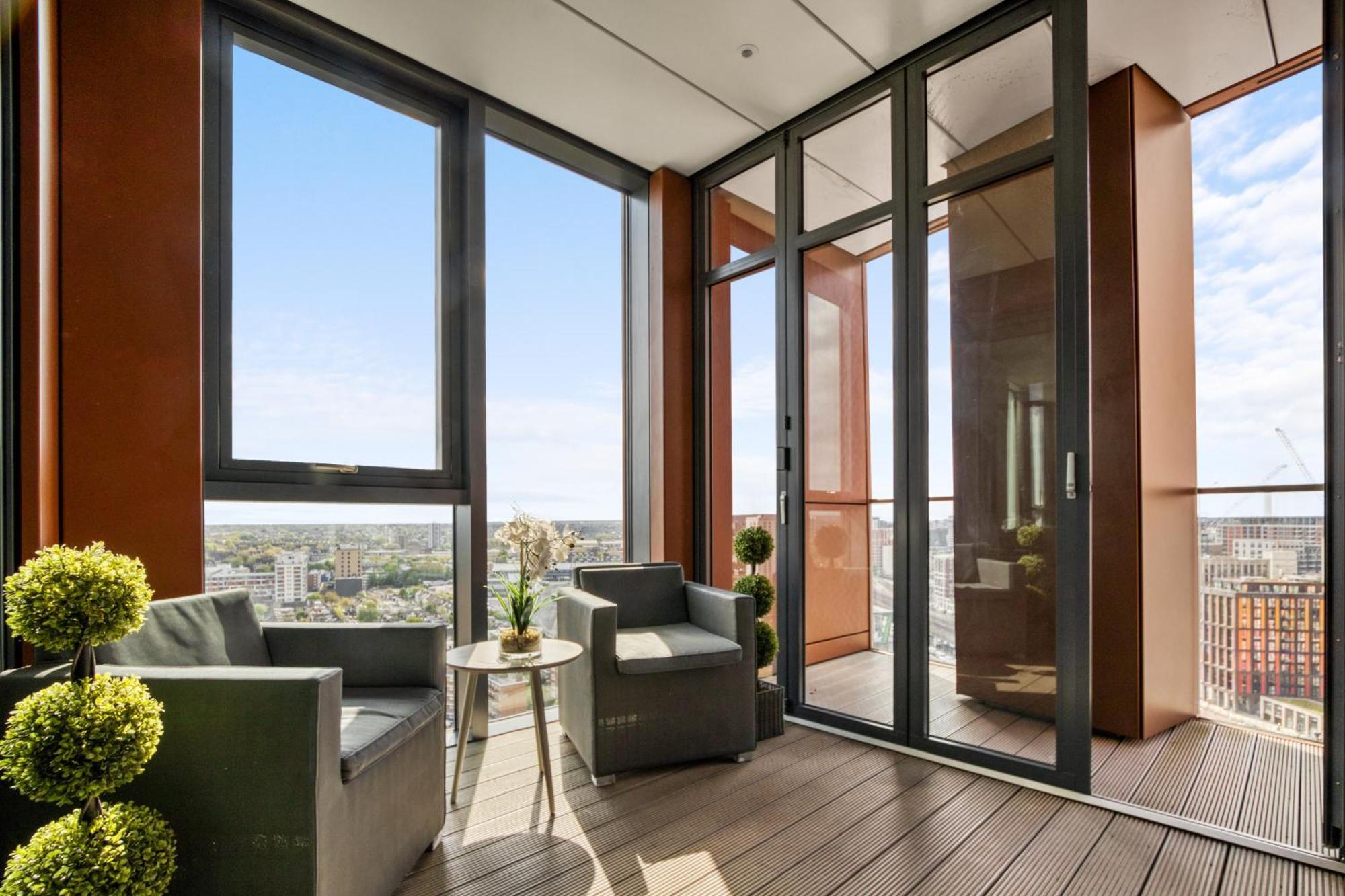 Stunning 360º View Luxurious Penthouse Διαμέρισμα Λονδίνο Εξωτερικό φωτογραφία